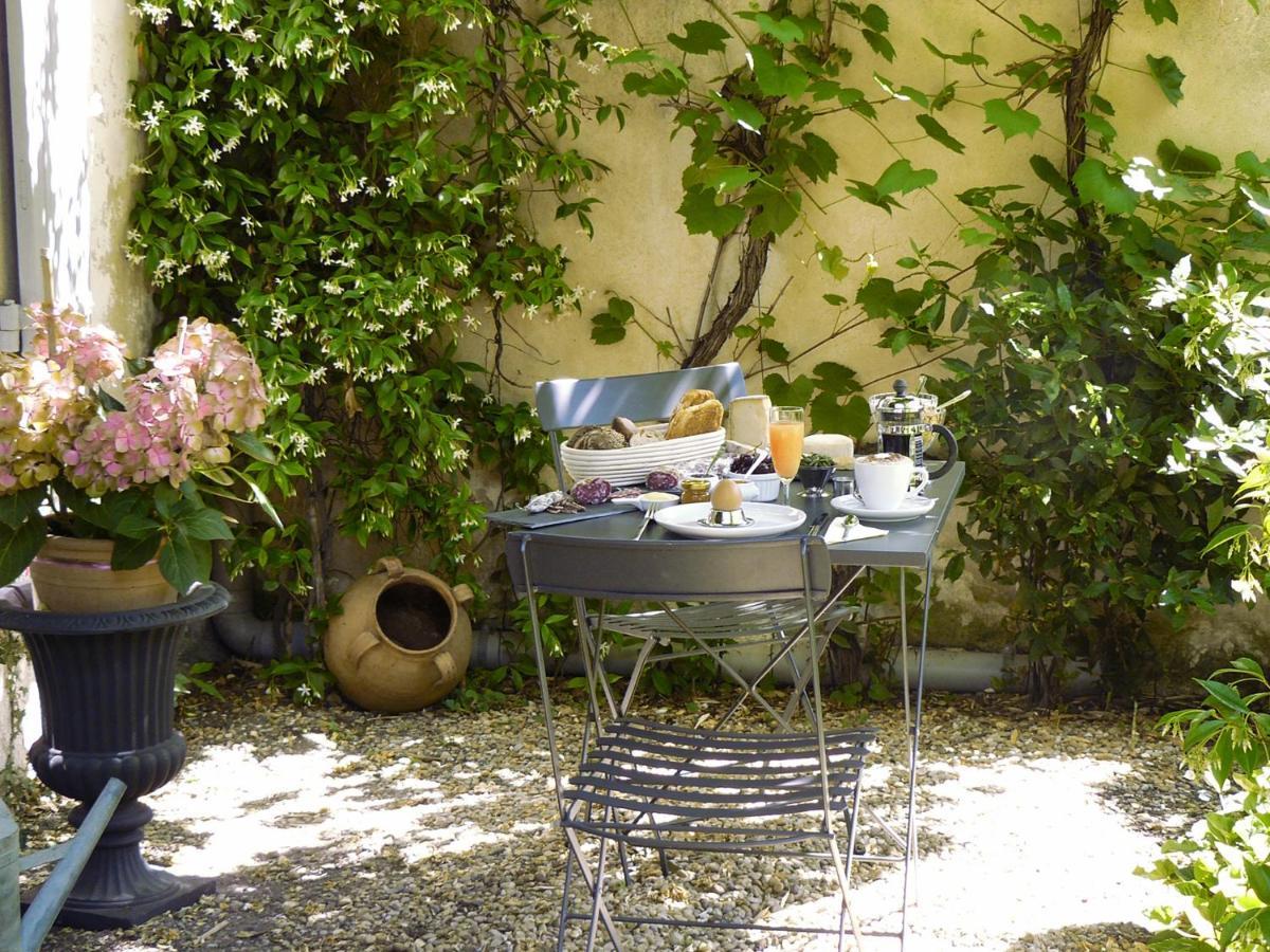Maison Piloni LʼIsle-sur-la-Sorgue Exteriör bild